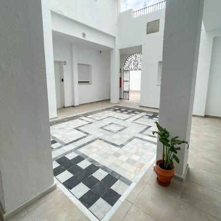 Apartamentos Cervantes 17 Sevilla Bagian luar foto