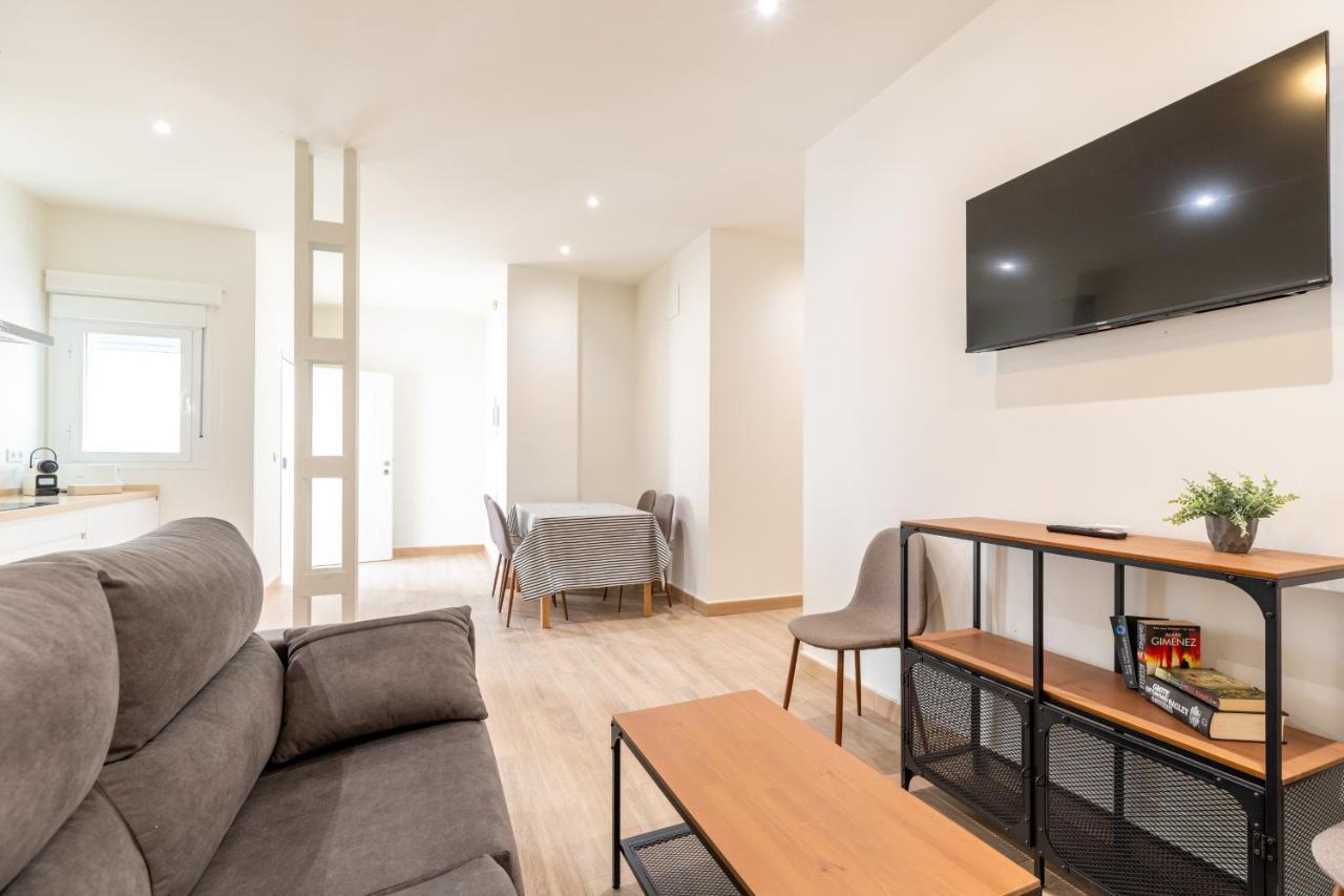 Apartamentos Cervantes 17 Sevilla Bagian luar foto